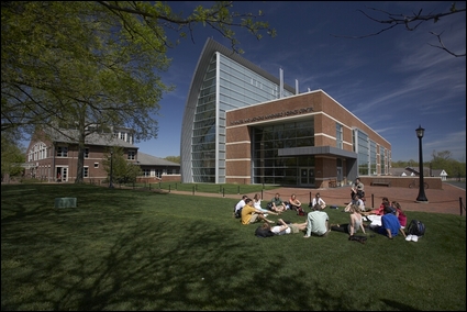 加拿大布朗大学