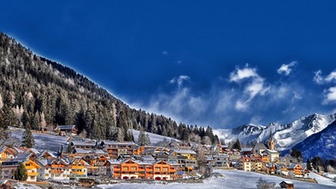 加拿大好大学学费