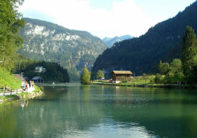 新加坡有哪些著名的购物中心呢 新加坡有哪些著名的购物中心呢